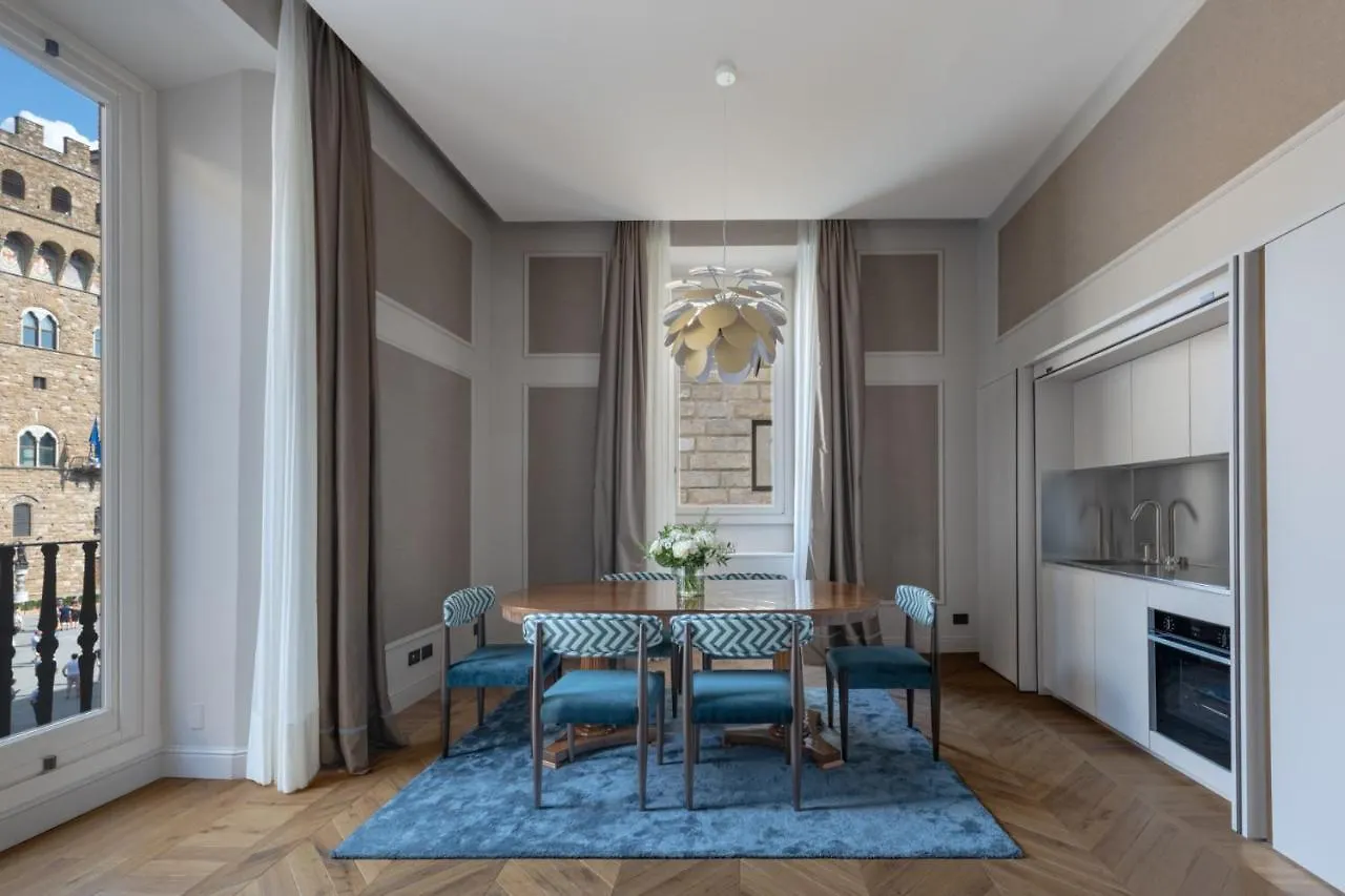 Apartments Florence - Palazzo Signoria Luxury Apartments 8