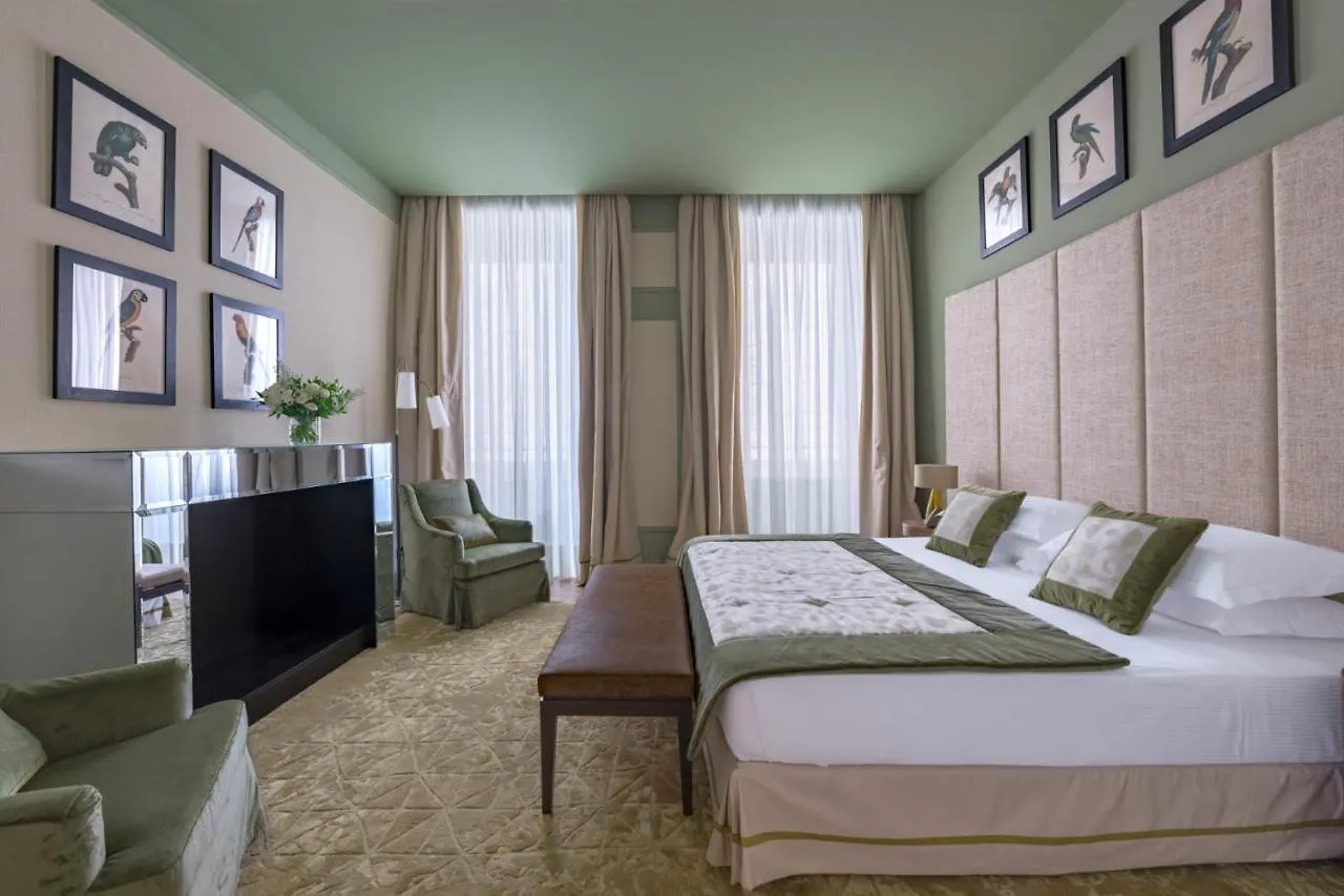 Apartments Florence - Palazzo Signoria Luxury Apartments 8
